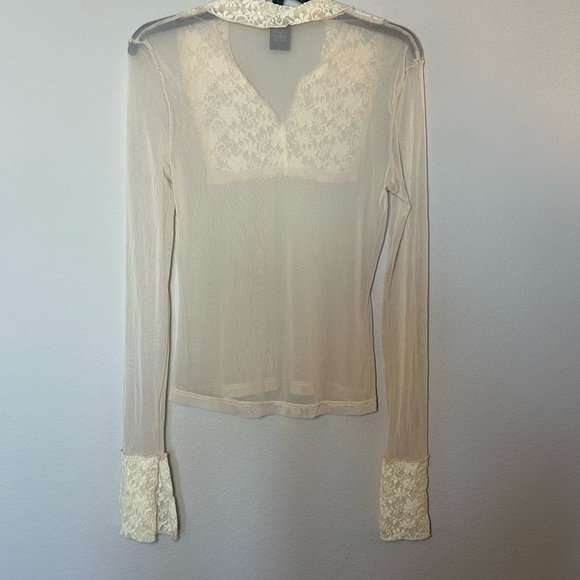 Sheer Blouse Woman’s XL Long Sleeve Top Laced Translucent Bodice Form Fitting - Picture 8 of 9